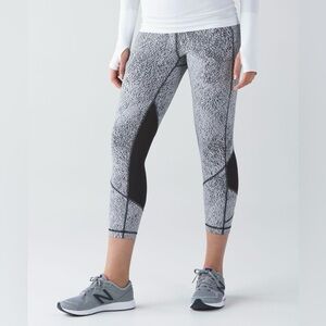 Lululemon Pace Rival Crop Power Luxtreme Spray Jacquard